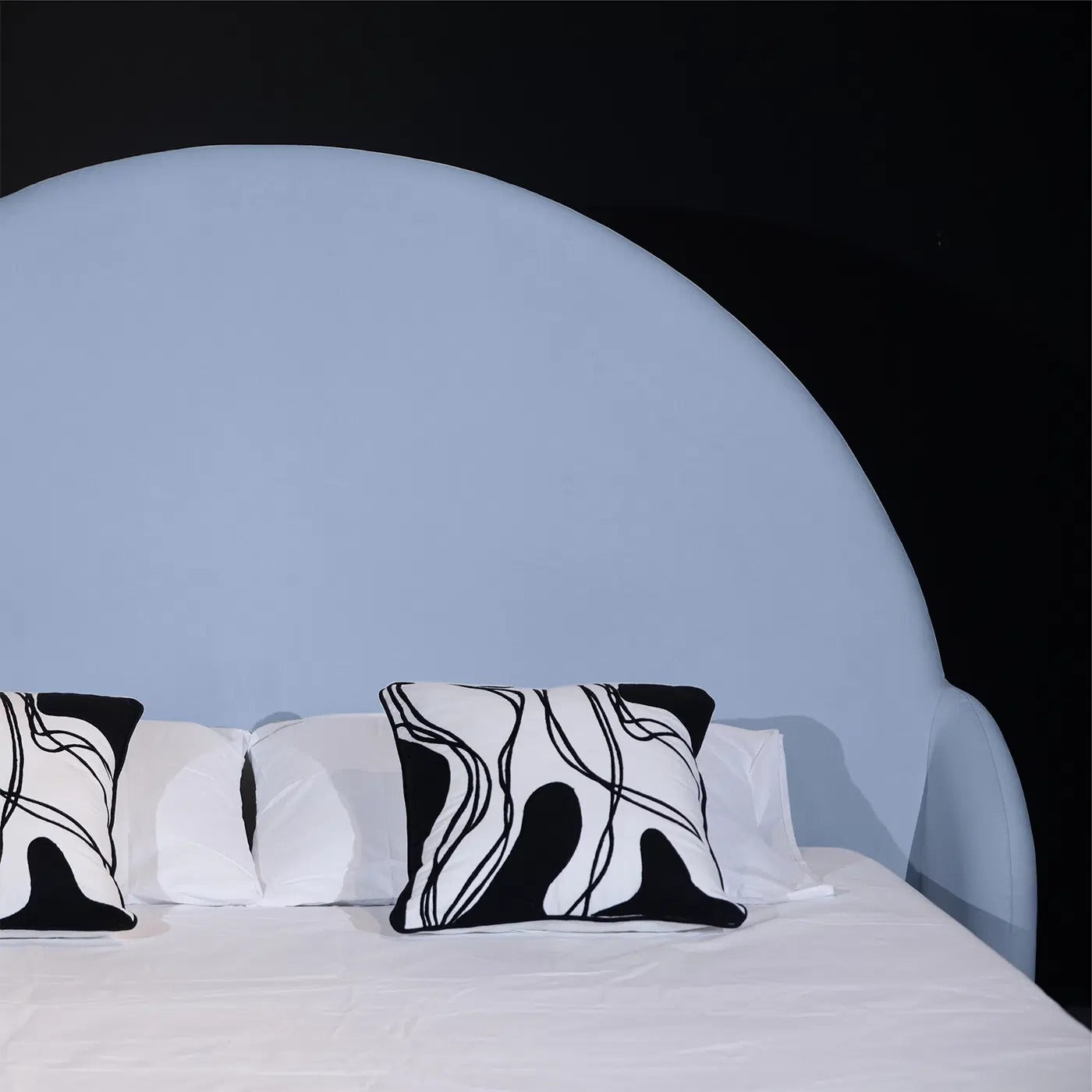 Arched Headboard Velvet Single Bed